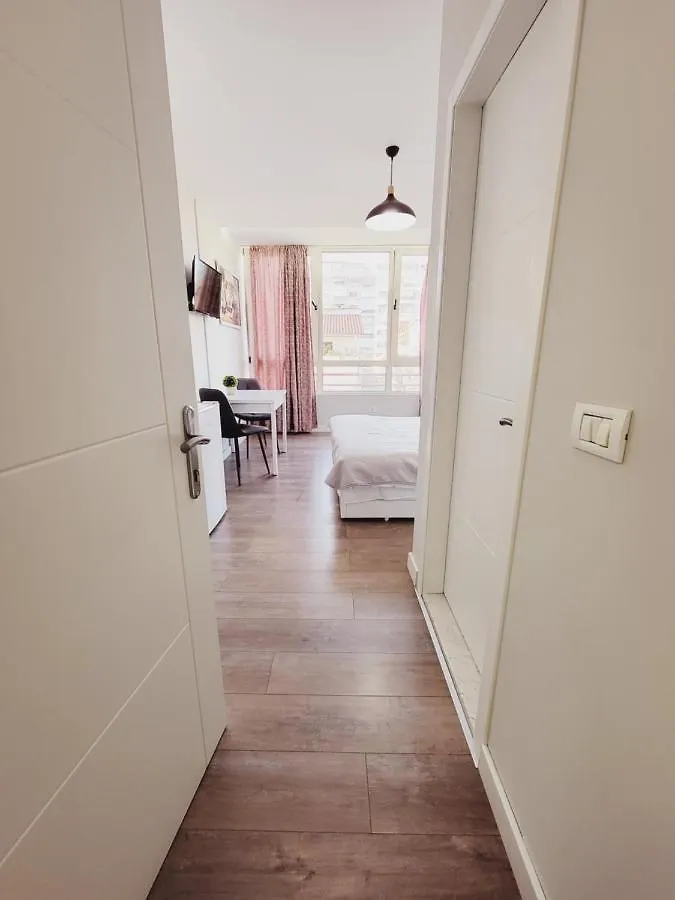 Гостевой дом Отель Nuestra Casa Тирана